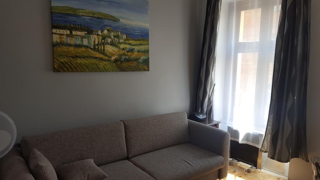 Apt Nr 1 - Cogito.Home- Starowka Z 9 Okien Torun Luaran gambar