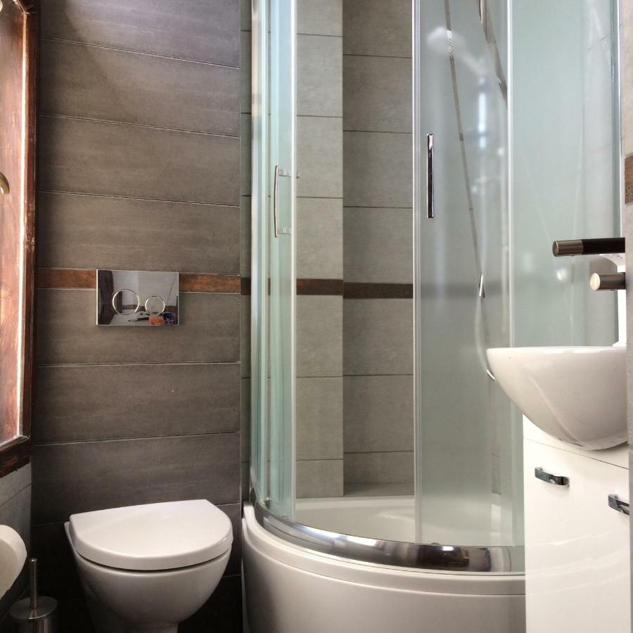 Apt Nr 1 - Cogito.Home- Starowka Z 9 Okien Torun Luaran gambar